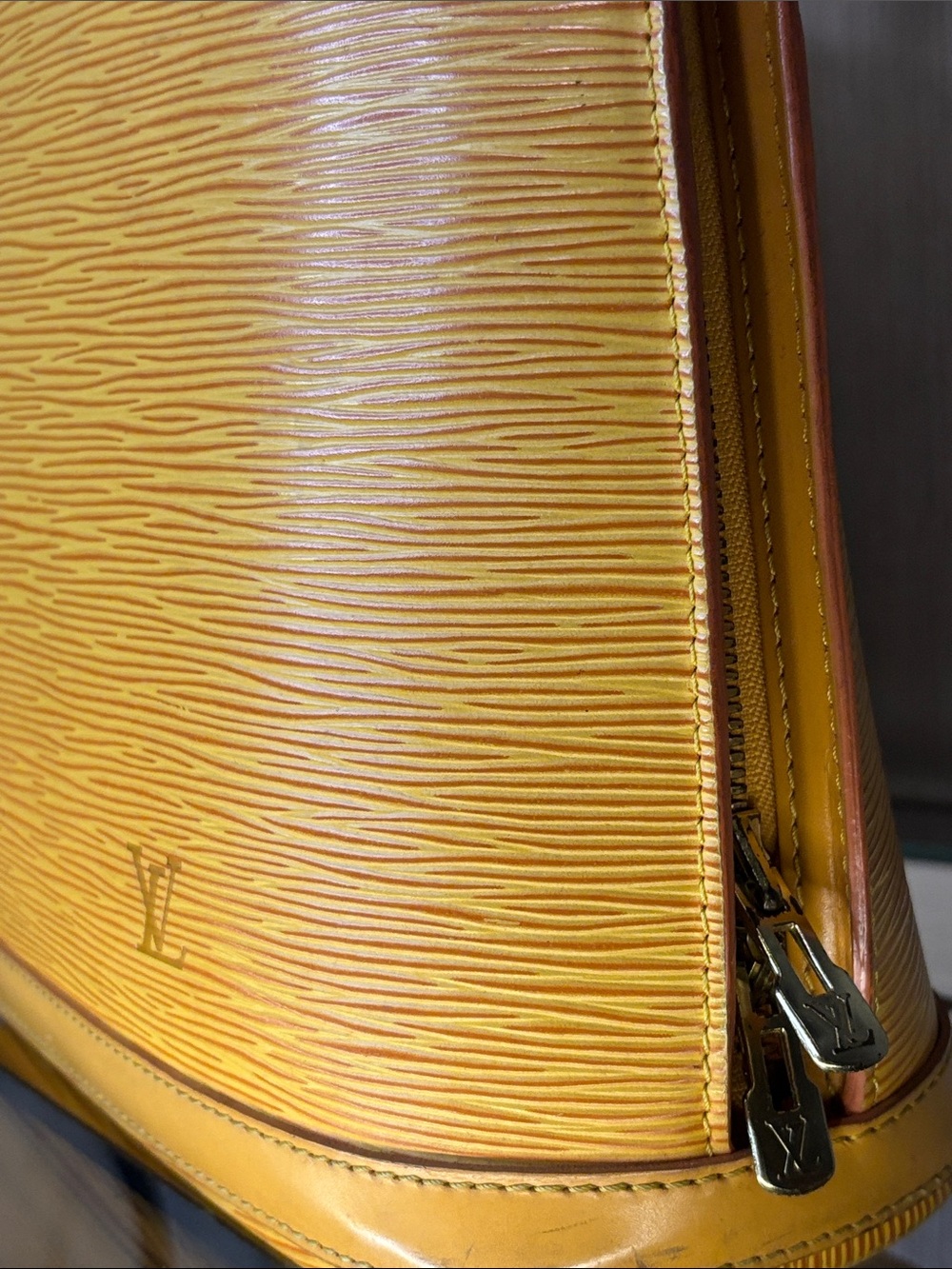 Final Price Louis Vuitton Yellow Epi Leather Shoulder Bag w/COA - Picture 15 of 16